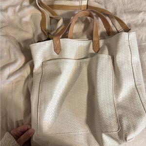 Thirty-One White and Tan Textured Tote Bag